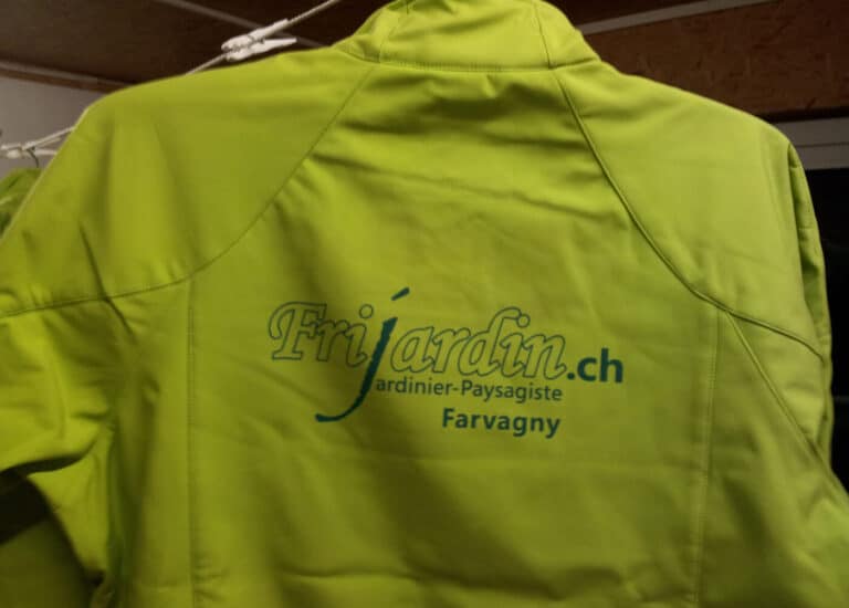 Frijardin-veste-limette-dos